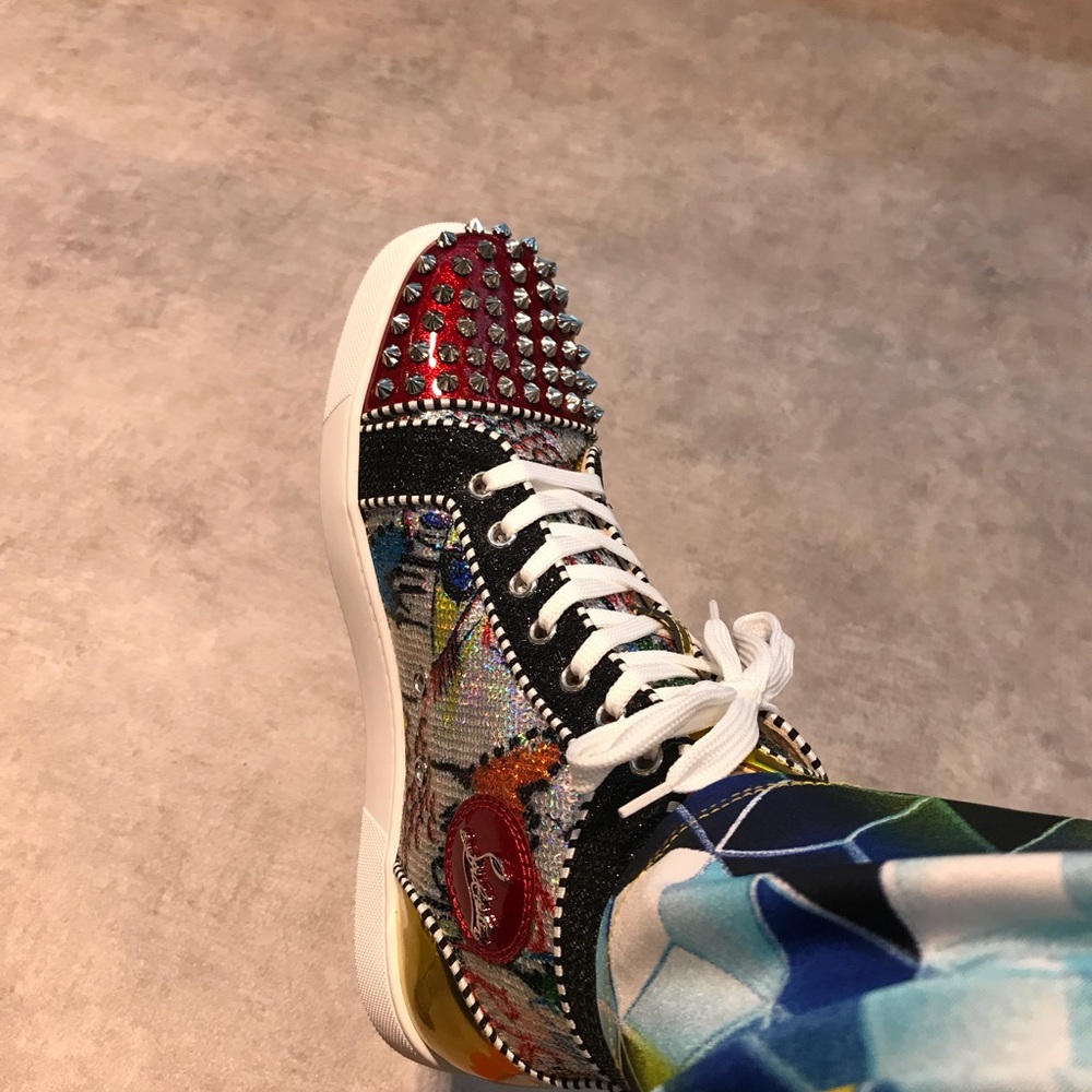 Meet your Posher, Adana